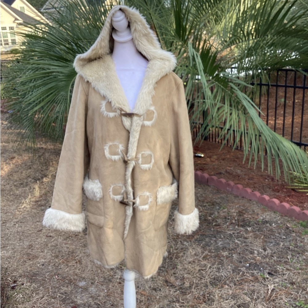 Nine West Tan Coat with Faux Fur Details ( Size: Large)